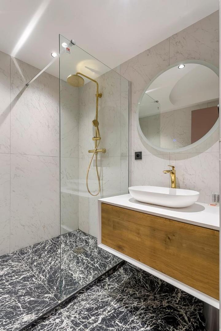 Suite Victor Hugo 1 : Bel Appartement T2 Neuf Lyon Luaran gambar